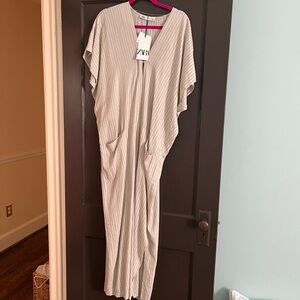 NWT ZARA RESORT COVERUP